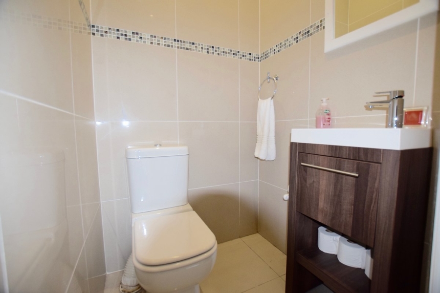 4 Bedroom Property for Sale in Bonnie Doone Eastern Cape